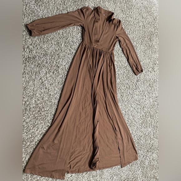 NWOT LONG BROWN DRESS WITH DOUBLE THIGH SPLITS - Picture 7 of 12